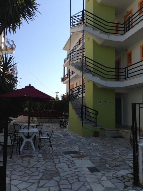 Remezzo Apartments Sami  Ruang foto