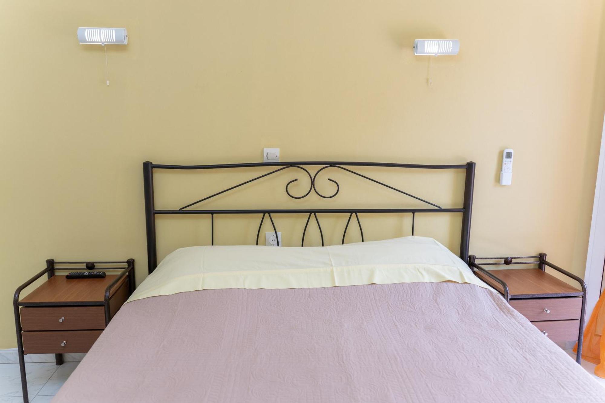 Remezzo Apartments Sami  Bagian luar foto
